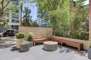 1111 S Grand Ave, Los Angeles, CA 90015 - Photo 33