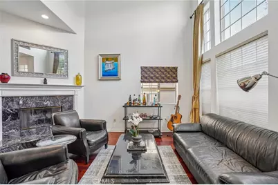 638 Rosecrans Avenue, Manhattan Beach, CA 90266 - Photo 5