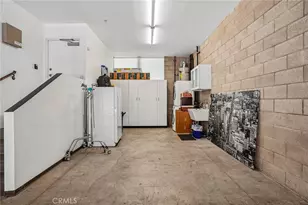 717 N Highland Ave, Los Angeles, CA 90038 - Photo 35