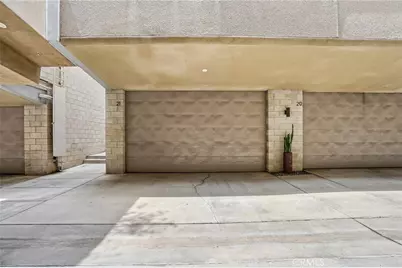 717 N Highland Avenue #21, Los Angeles, CA 90038 - Photo 33