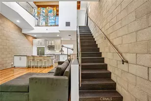 717 N Highland Ave, Los Angeles, CA 90038 - Photo 11