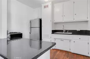1143 W 28th, Los Angeles, CA 90007 - Photo 37