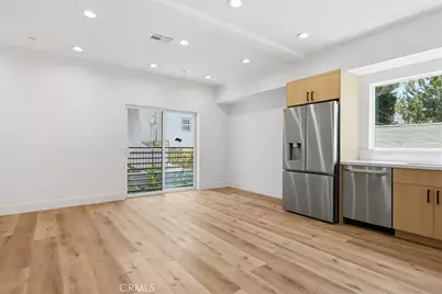 640 3/4 N Ardmore Avenue, Los Angeles, CA 90004 - Photo 9