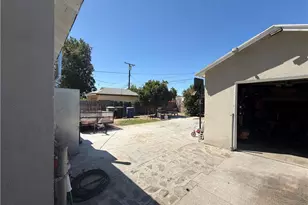 2404 Roxbury Dr, San Bernardino, CA 92404 - Photo 19