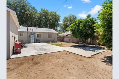 2404 Roxbury Dr, San Bernardino, CA 92404 - Photo 23