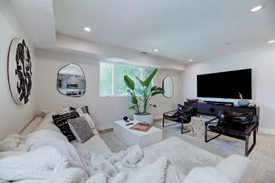 2153 S West View Street, Los Angeles, CA 90016 - Photo 21