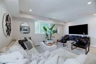 2153 S West View St, Los Angeles, CA 90016 - Photo 21