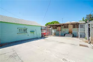 1430 W 51st, Los Angeles, CA 90062 - Photo 31