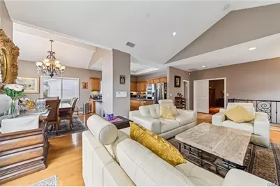 211 S. Francisca Avenue #B, Redondo Beach, CA 90277 - Photo 5