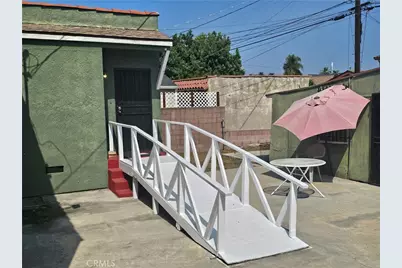 1939 W 79th, Los Angeles, CA 90047 - Photo 9