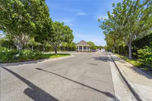 3859 Thorncroft Ln, Inglewood, CA 90305 - Photo 3