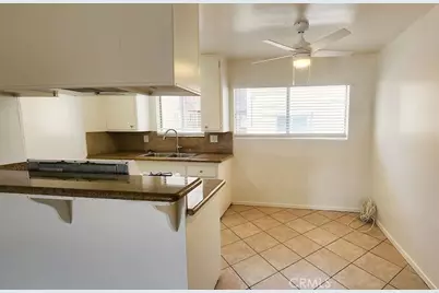 2409 Inglewood Ave., Redondo Beach, CA 90278 - Photo 11