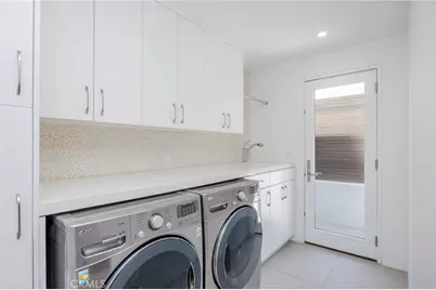 2412 John Street, Manhattan Beach, CA 90266 - Photo 33