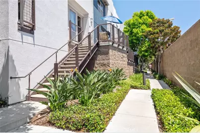 5410 W 149th Place #16, Hawthorne, CA 90250 - Photo 1