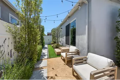 1430 Bonnie Brae, Hermosa Beach, CA 90254 - Photo 25