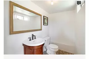 321 W Queen St, Inglewood, CA 90301 - Photo 25