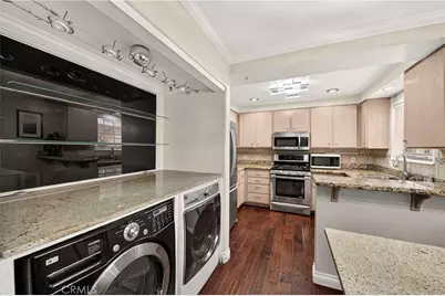 321 W. Queen St. Unit 8, Inglewood, CA 90301 - Photo 13