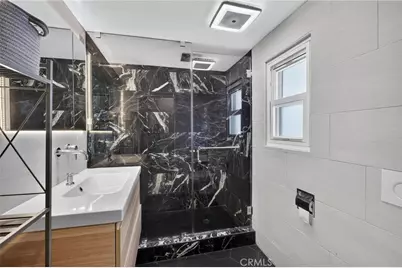 8155 Manitoba Street, Playa del Rey, CA 90293 - Photo 21