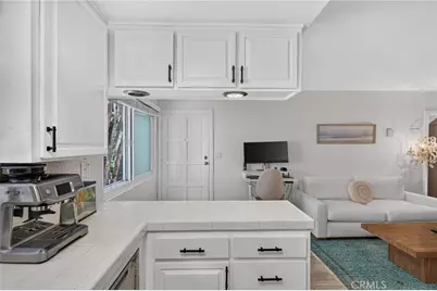 8155 Manitoba Street, Playa del Rey, CA 90293 - Photo 13