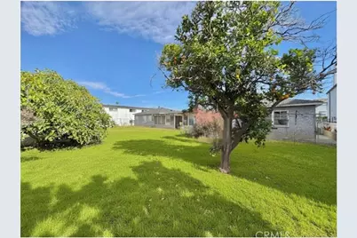 1633 Artesia, Manhattan Beach, CA 90266 - Photo 3