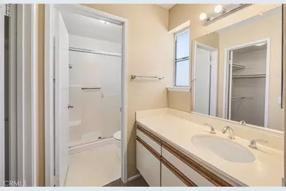 27618 Susan Beth Way Unit G, Saugus, CA 91350 - Photo 15
