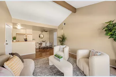 27618 Susan Beth Way Unit G, Saugus, CA 91350 - Photo 5