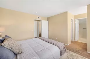 27618 Susan Beth Way, Saugus, CA 91350 - Photo 13