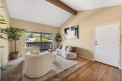 27618 Susan Beth Way Unit G, Saugus, CA 91350 - Photo 3
