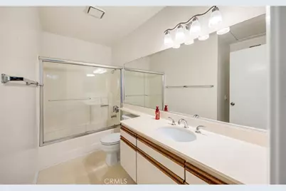 27618 Susan Beth Way Unit G, Saugus, CA 91350 - Photo 17