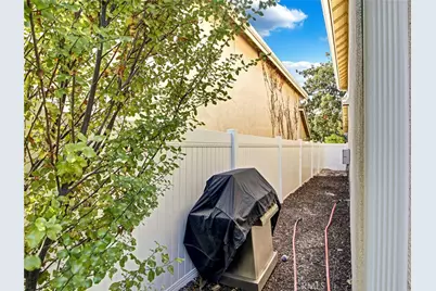 3600 Summerset, Inglewood, CA 90305 - Photo 9