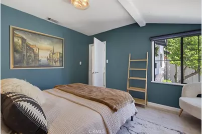 13547 Bessemer Street, Sherman Oaks, CA 91401 - Photo 21