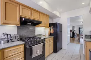 1850 Midvale Ave, Los Angeles, CA 90025 - Photo 17
