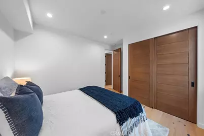 947 7th Street, Hermosa Beach, CA 90254 - Photo 47