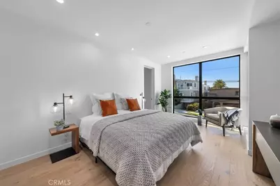 947 7th Street, Hermosa Beach, CA 90254 - Photo 29
