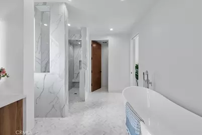 947 7th Street, Hermosa Beach, CA 90254 - Photo 39