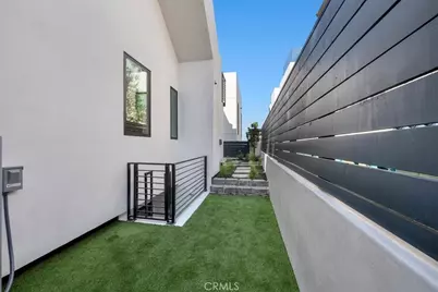 947 7th Street, Hermosa Beach, CA 90254 - Photo 57