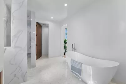 947 7th Street, Hermosa Beach, CA 90254 - Photo 37