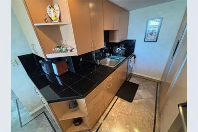 531 Esplanade #509, Redondo Beach, CA 90277 - Photo 11