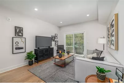 927 Deep Valley Drive #215, Rolling Hills Estates, CA 90274 - Photo 5