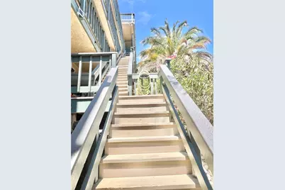109 Tremont, Avalon, CA 90704 - Photo 3