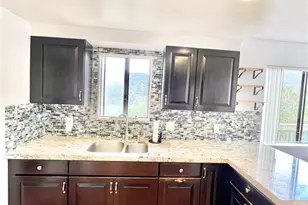 109 Tremont, Avalon, CA 90704 - Photo 7