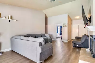25067 Hazelwood Circle, Hemet, CA 92544 - Photo 5