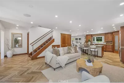 3504 N Poinsettia Avenue, Manhattan Beach, CA 90266 - Photo 3