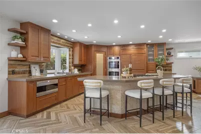 3504 N Poinsettia Avenue, Manhattan Beach, CA 90266 - Photo 9