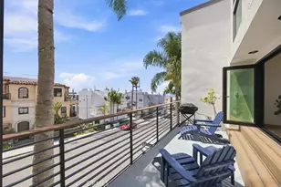 225 4th St, Hermosa Beach, CA 90254 - Photo 17