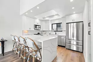 225 4th St, Hermosa Beach, CA 90254 - Photo 3