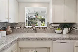 413 Faye Ln, Redondo Beach, CA 90277 - Photo 13