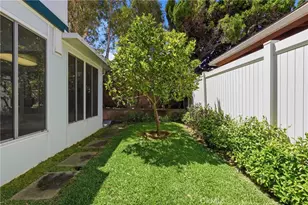 413 Faye Ln, Redondo Beach, CA 90277 - Photo 13