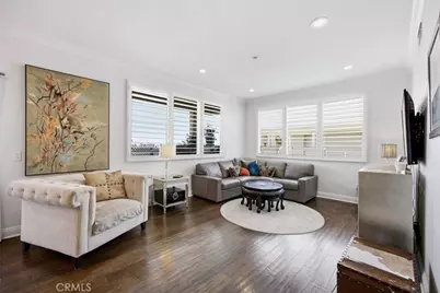 13028 Central Ave #402, Hawthorne, CA 90250 - Photo 11