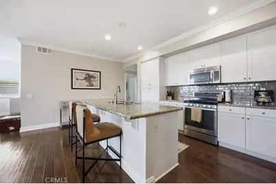 13028 Central Ave #402, Hawthorne, CA 90250 - Photo 5